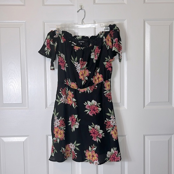 Sequin Hearts, Floral Off the Shoulder Dress, size XL - Picture 1 of 4
